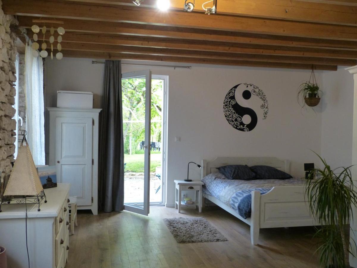 Domaine De Bonnet Bed & Breakfast Castelnau-de-Levis Bagian luar foto